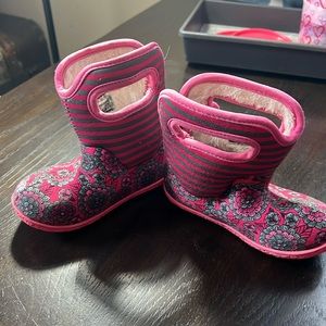 Bogs kids boots